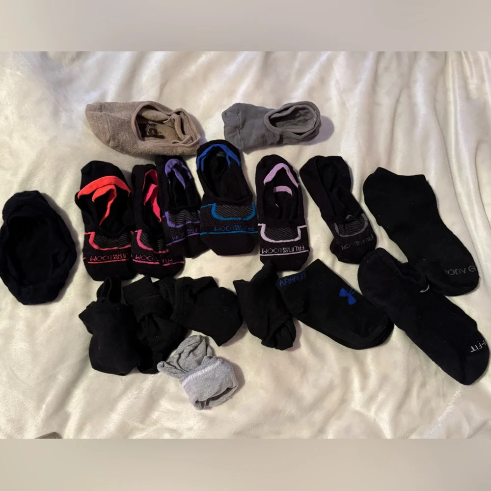 Fruit of the Loom Women's Ankle Socks - Black, Gray, Pink, Blue